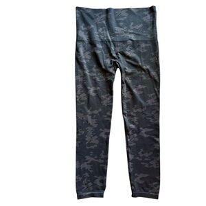 SPANX Black Camo Leggings 3XL